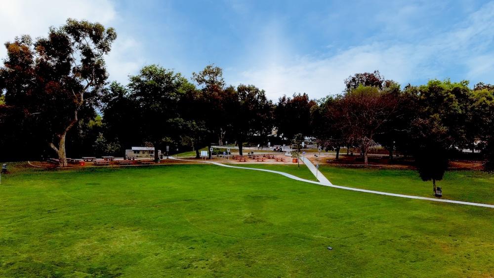 Americas Best Value Inn Rancho Palos Verdes Bagian luar foto
